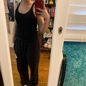 Women's Black Athletic Too